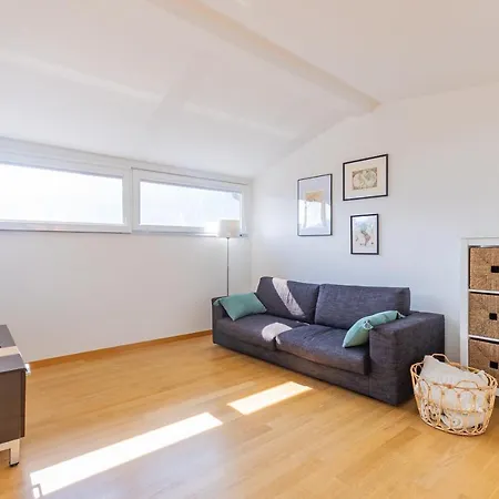 Apartmán Casa Elea_ Panoramic Attic In Center Campione dʼItalia